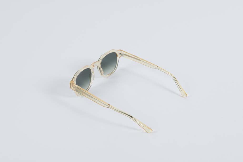 Geo / E18 / Green Gradient Lens