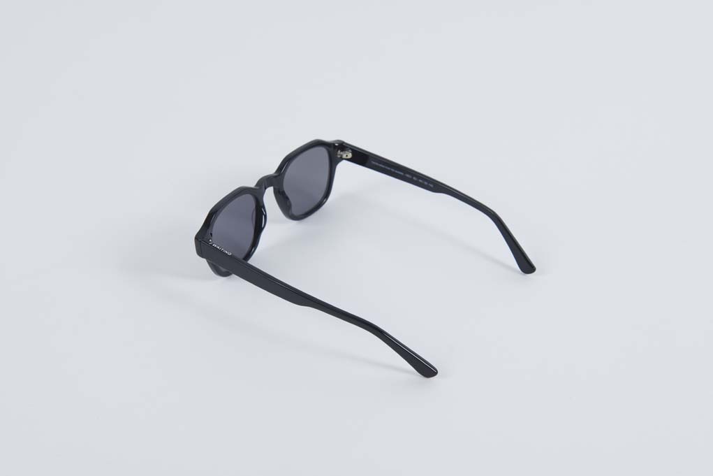 Geo / E2 / Black Pola Lens
