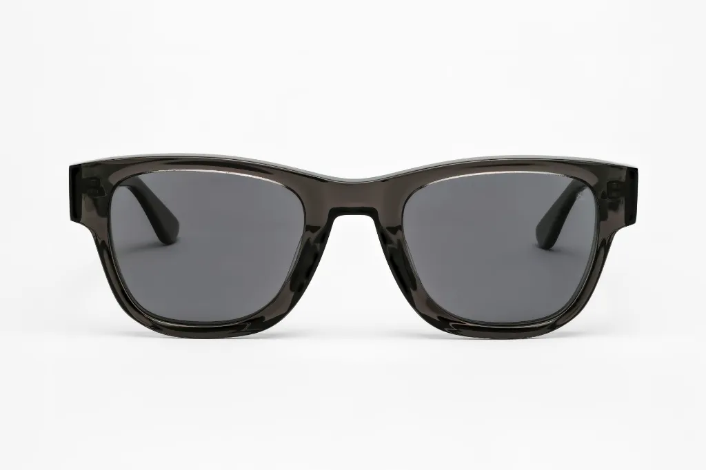 Melissa _ E13 _ Verres Black Pola _ Cat.3-FACE.webp