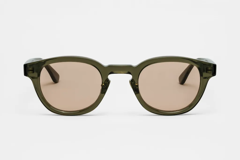 Brad _ E52 _ Verres Light brown _ Cat.1-FACE.webp