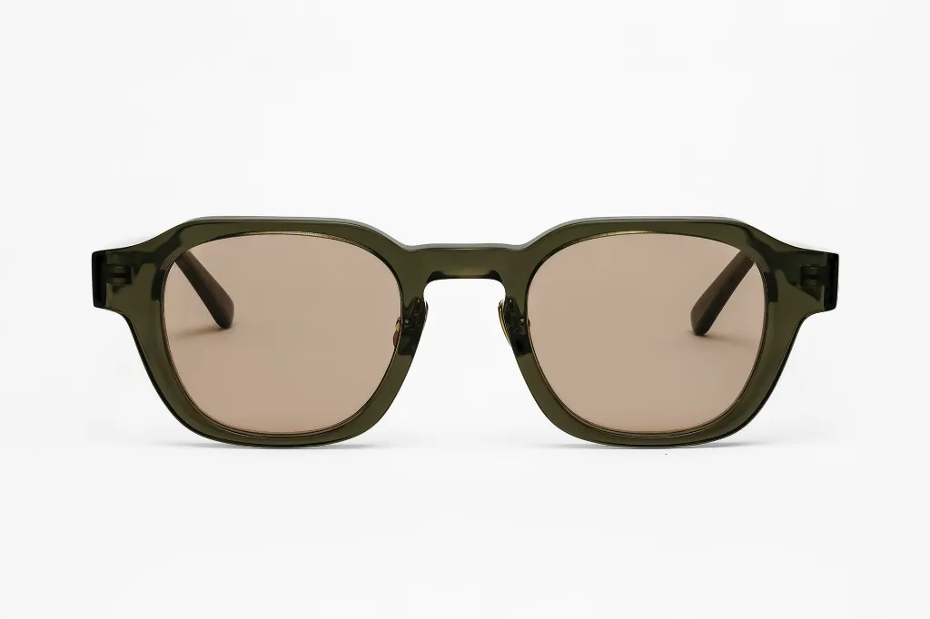 Flo _ E52 _ Verres Light brown _ Cat.1-FACE.webp