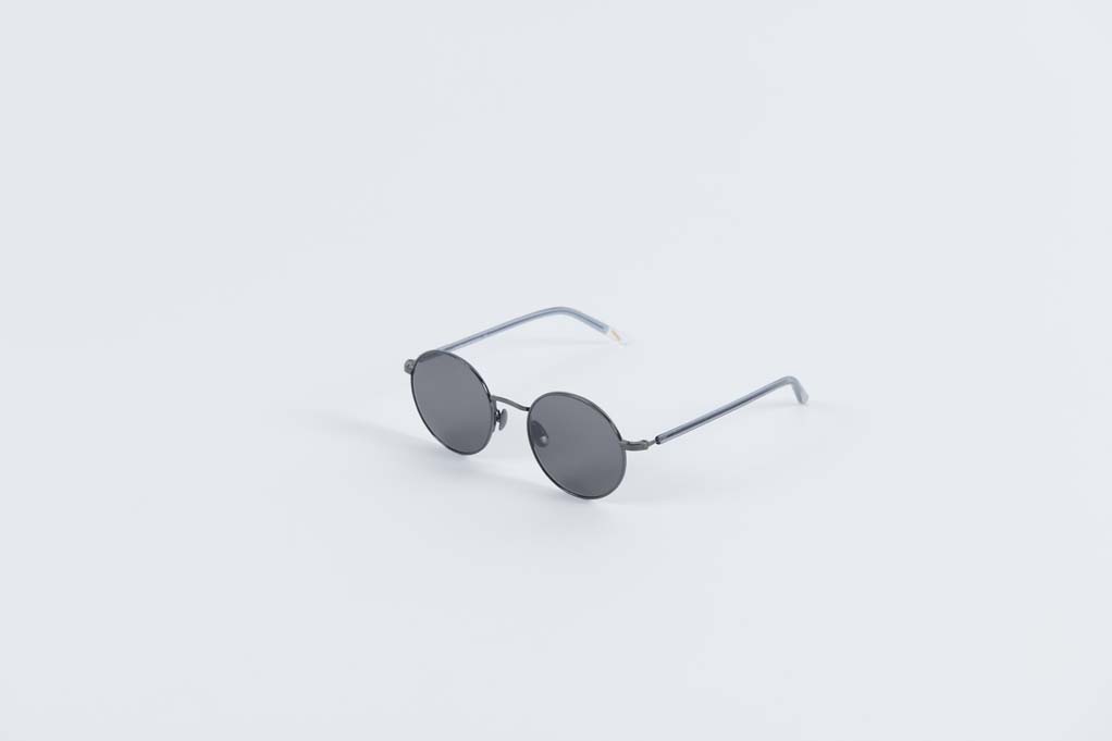 Zelie / E4 - Gun / Black Lens