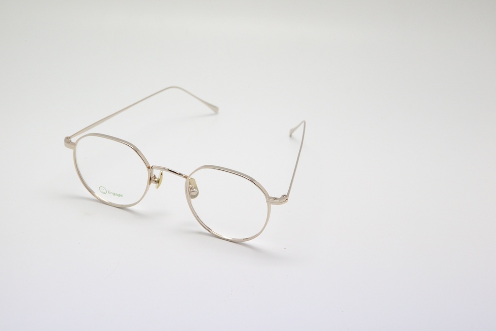 Carole / Pale Gold